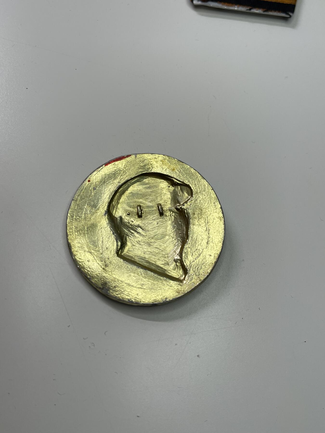 新时代收藏徽章红藏拍卖(第二十九场)  徽章纸品证书杂项 毛像章 军服像