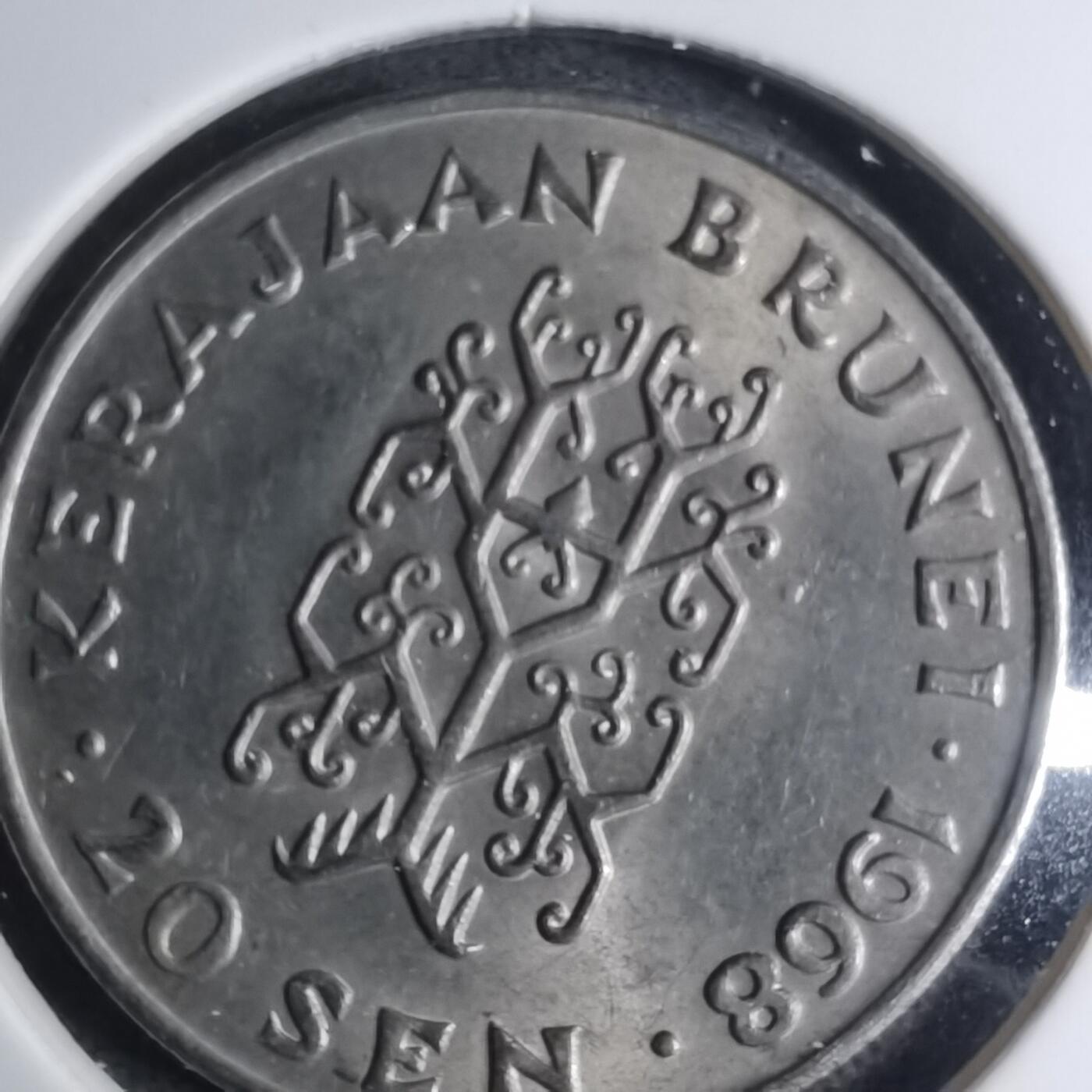 沼泽如烟--第945场 文莱1968年20分