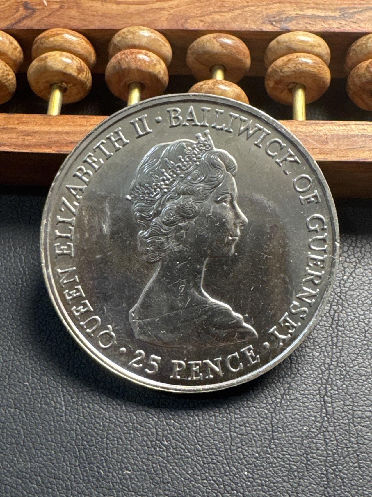 ❤️【币观天下】❤️ 第336期钱币拍卖- 2025.12.26周五晚上6点半场-长期征集拍品 根西女王母亲铜镍纪念币1980年