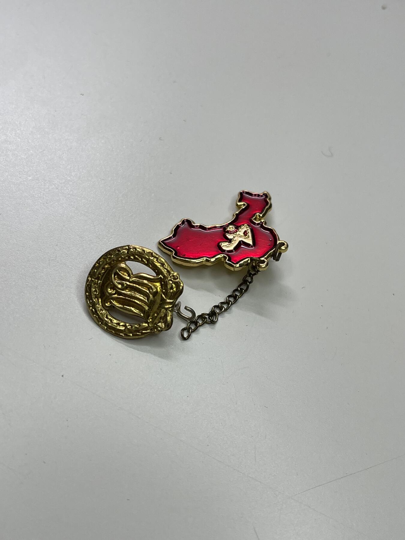 新时代收藏徽章红藏拍卖(第二十九场)  徽章纸品证书杂项 东德金体能章和青运会章