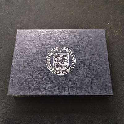 【全场包邮】纯粹捡漏拍489场（免费代拍第26场） - 【稀少】根西1986年官方发行英系经典塑盒装精制套币-含2镑爱丁堡英联邦运动会精制克朗币-量2500-PS11