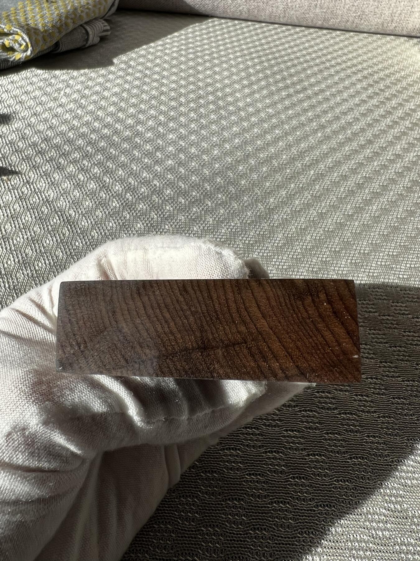 零元拍：B01金丝楠牌子，香喷喷的小金砖，金光闪闪，79/59/20MM