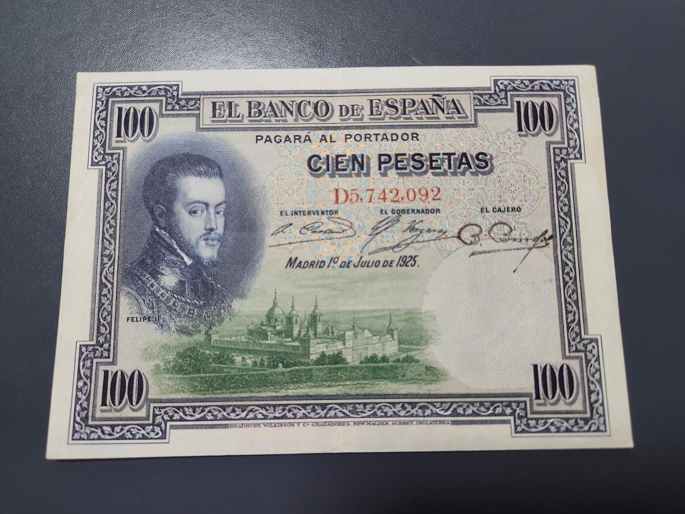 12月24号晚上8点 外国纸币自动截拍第76场 西班牙1925年版100比塞塔 纸币 美品