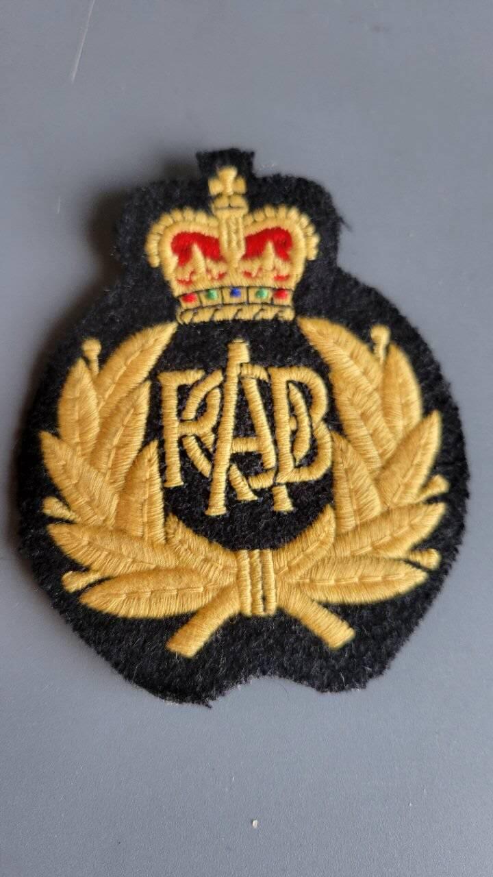 嘉宝良覃世界勋赏第20期拍卖 英国共济会布质帽徽