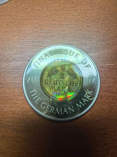 长老汇蛇年精选第八十七场拍卖 - 2002民主刚果5法郎世界末版货币之德国2001年1马克多彩铜镍币，24.3克，38.5MM
