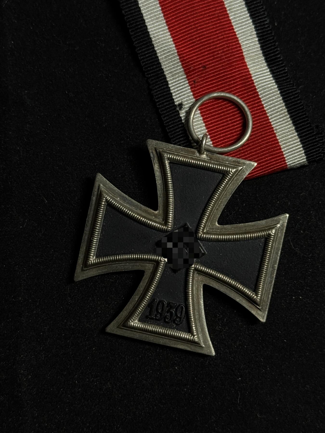 欢庆元旦！戎马世界章牌大赏第109期元旦大拍 铭记历史，珍爱和平！德国二战二级铁十字勋章