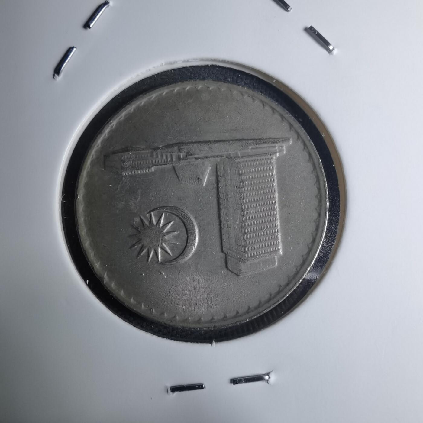 沼泽如烟--第945场 马来西亚1988年20分