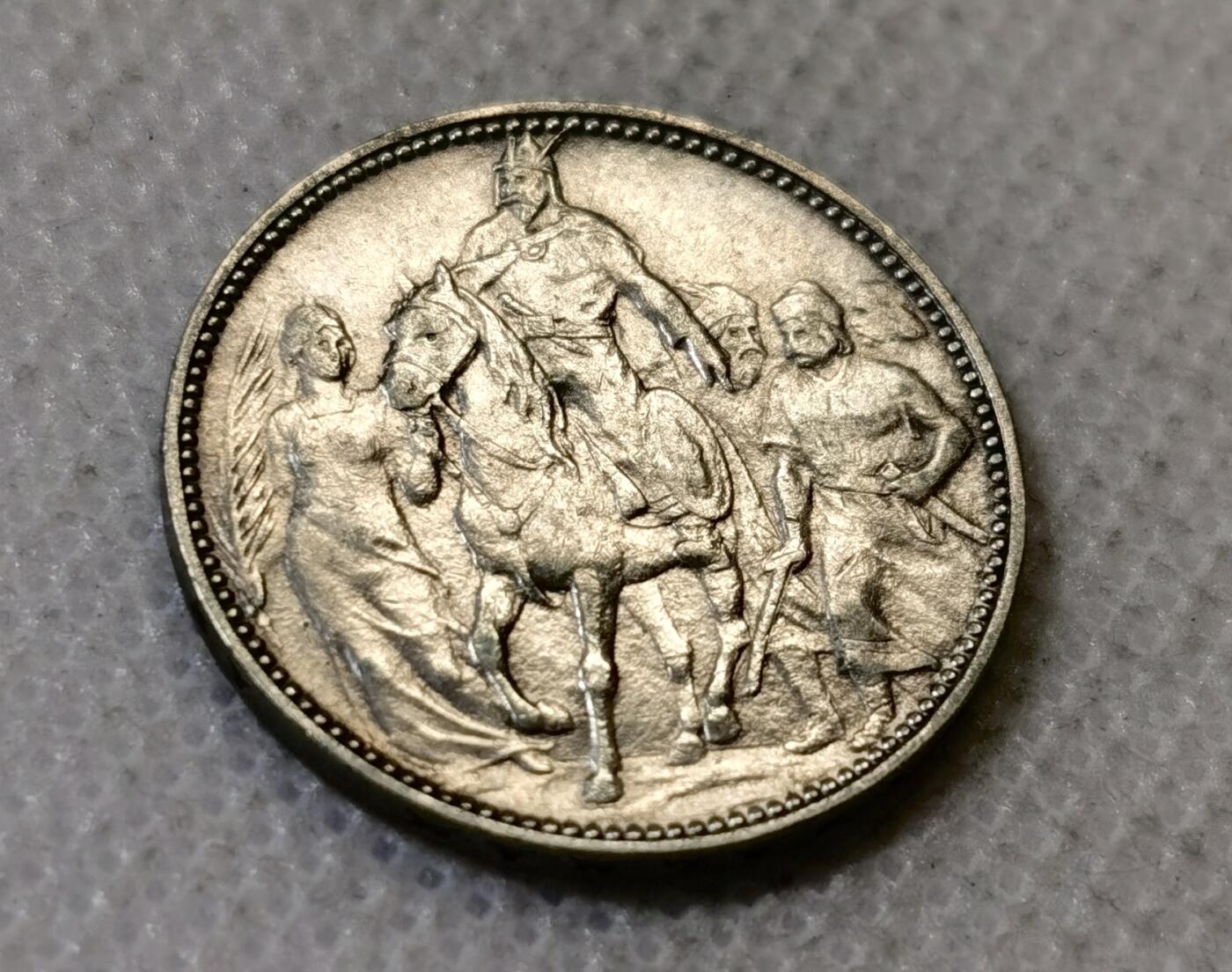 甄臻铺-世界币章拍卖（第45期）精品场拍品征集中，送拍享返佣金等优惠多多 匈牙利1896年建国千年1克朗银币 稀少品种 1896年阿尔帕德大公带领马扎尔人定居匈牙利建国纪念