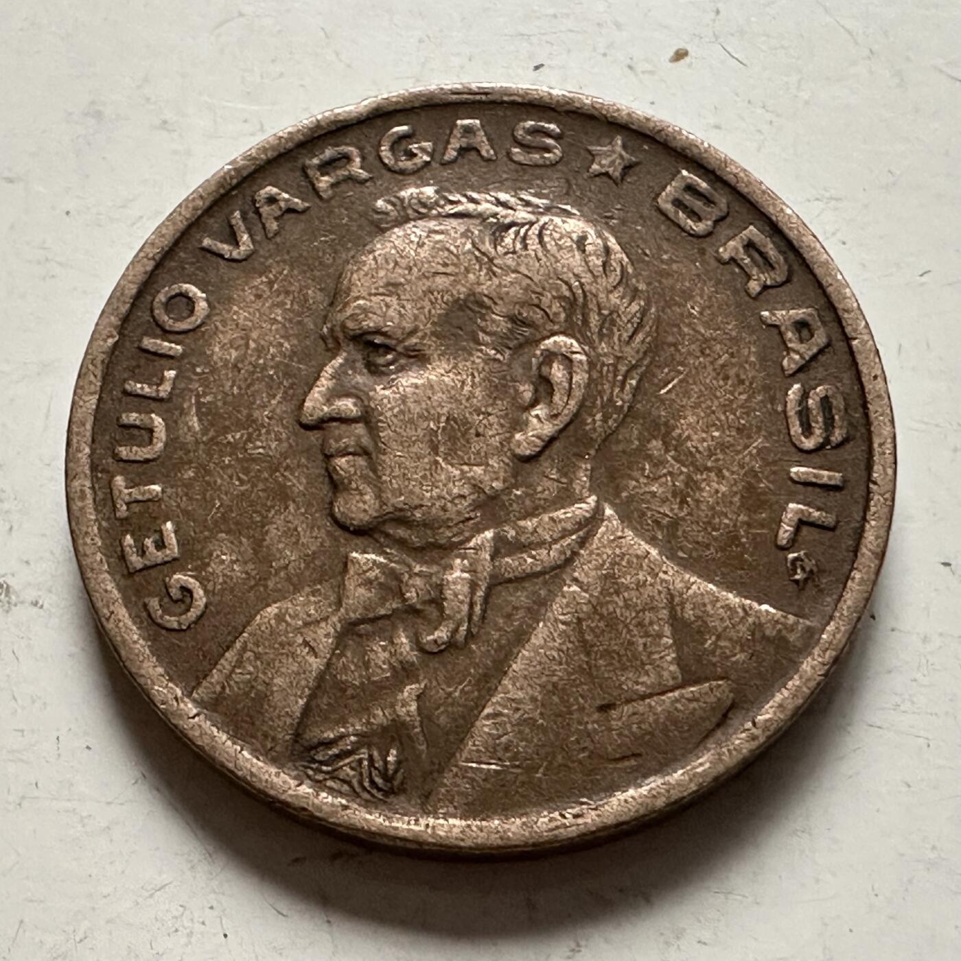 🌹外币初藏🌹🐯2025年第145场  每周二四六晚8️⃣点 接代拍 巴西1943年50分 早期铜镍版