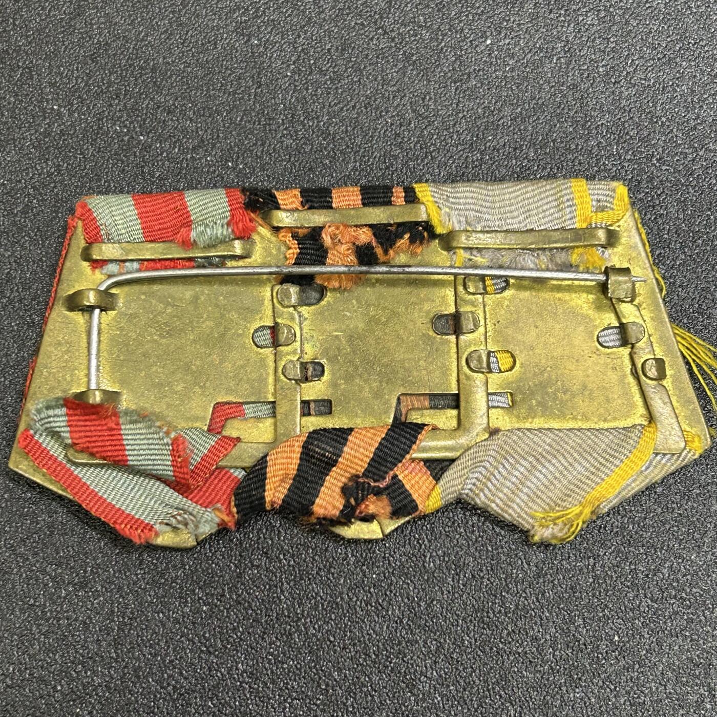 西秦中古拍卖第七十期 苏联早期三连铜挂板 带奖章绶带