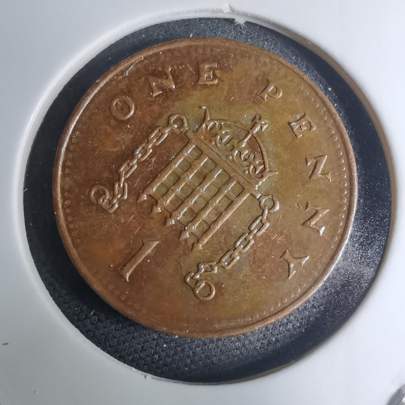 沼泽如烟--第945场 英国2002年1便士