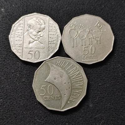 【全场包邮】纯粹捡漏拍488场（免费代拍第25场） - 澳大利亚各年份50分纪念币3枚一组-千禧年+家庭年+二战结束50周年