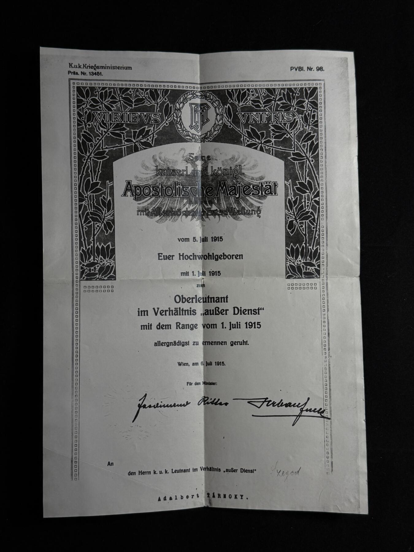 欢庆元旦！戎马世界章牌大赏第109期元旦大拍 匈牙利王国时期军官个人照片与官方复印档案资料，属于步兵上尉 Tárnóky Béla（1885 年生）