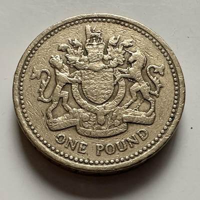 🌹外币初藏🌹🐯2025年第145场  每周二四六晚8️⃣点 接代拍 - 英国1983年一英镑