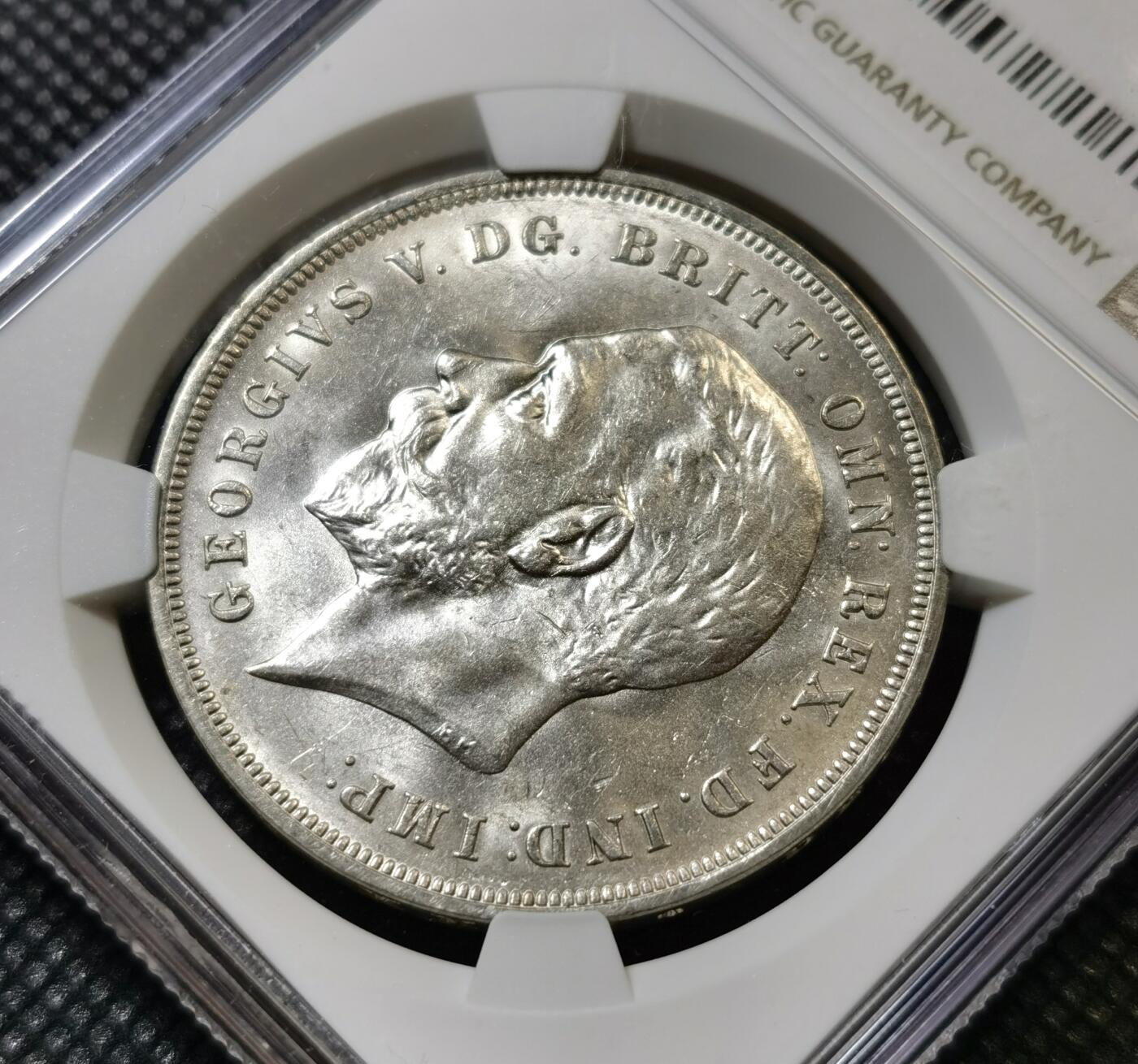 甄臻铺-世界币章拍卖（第45期）精品场拍品征集中，送拍享返佣金等优惠多多