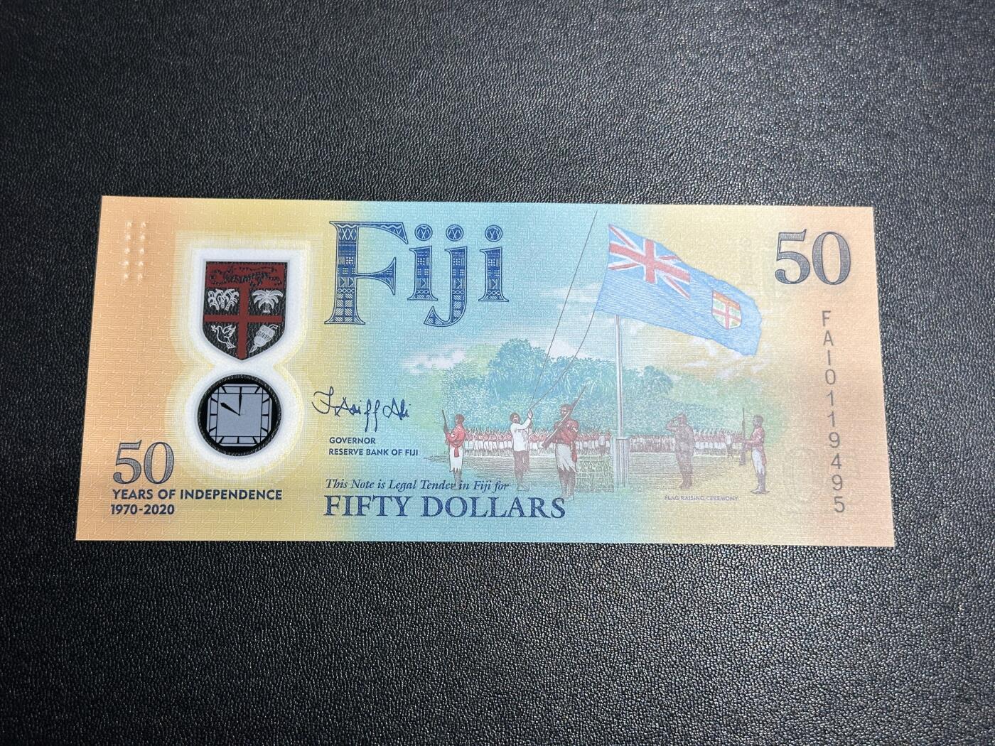 《外钞收藏家》第五百九十七期（年底收官场）（本平台长期征集拍品、欢迎藏友们联系合作） 2020年斐济50元 独立50周年纪念钞 首发冠 全新UNC