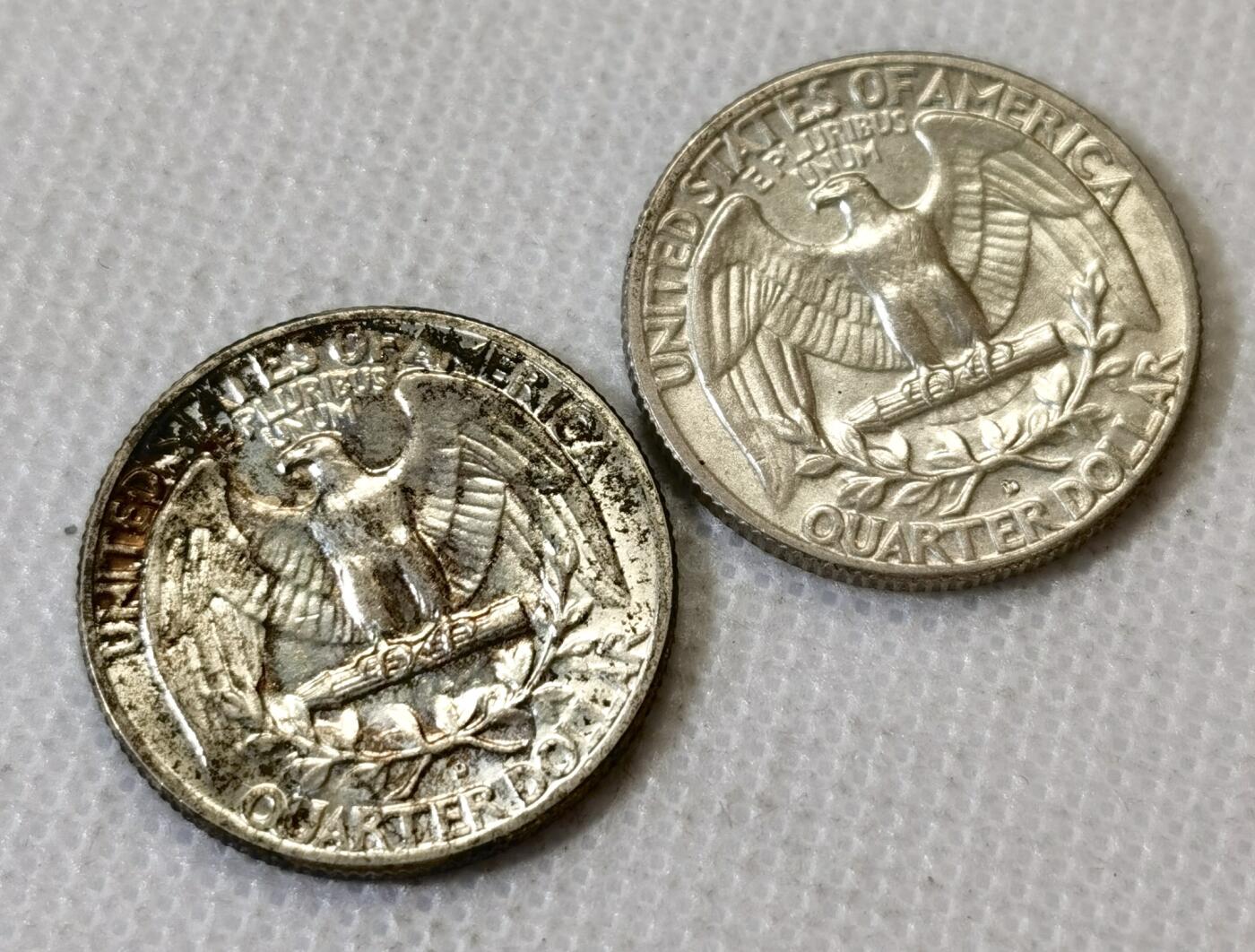 甄臻铺-世界币章拍卖（第45期）精品场拍品征集中，送拍享返佣金等优惠多多 UNC美国1963、64年华盛顿25分银币2枚原光 12.5克 含银90% 纯银价170多，细节见图