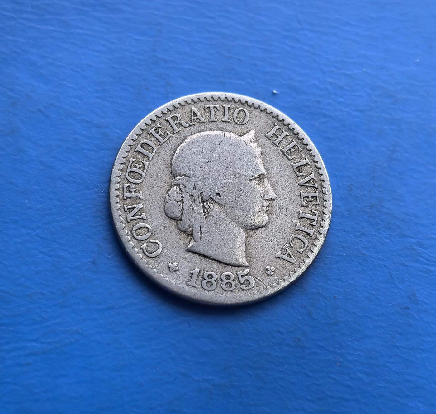 外国优质老铜币高银银币，周六九点倒数截拍，满百包邮，持续收拍 瑞士1885 年10 分，正面赫尔维蒂亚女神（瑞士象征），背面花卉环饰，工艺细腻。承载 19 世纪瑞士货币史，百年流通品相凝萃岁月。