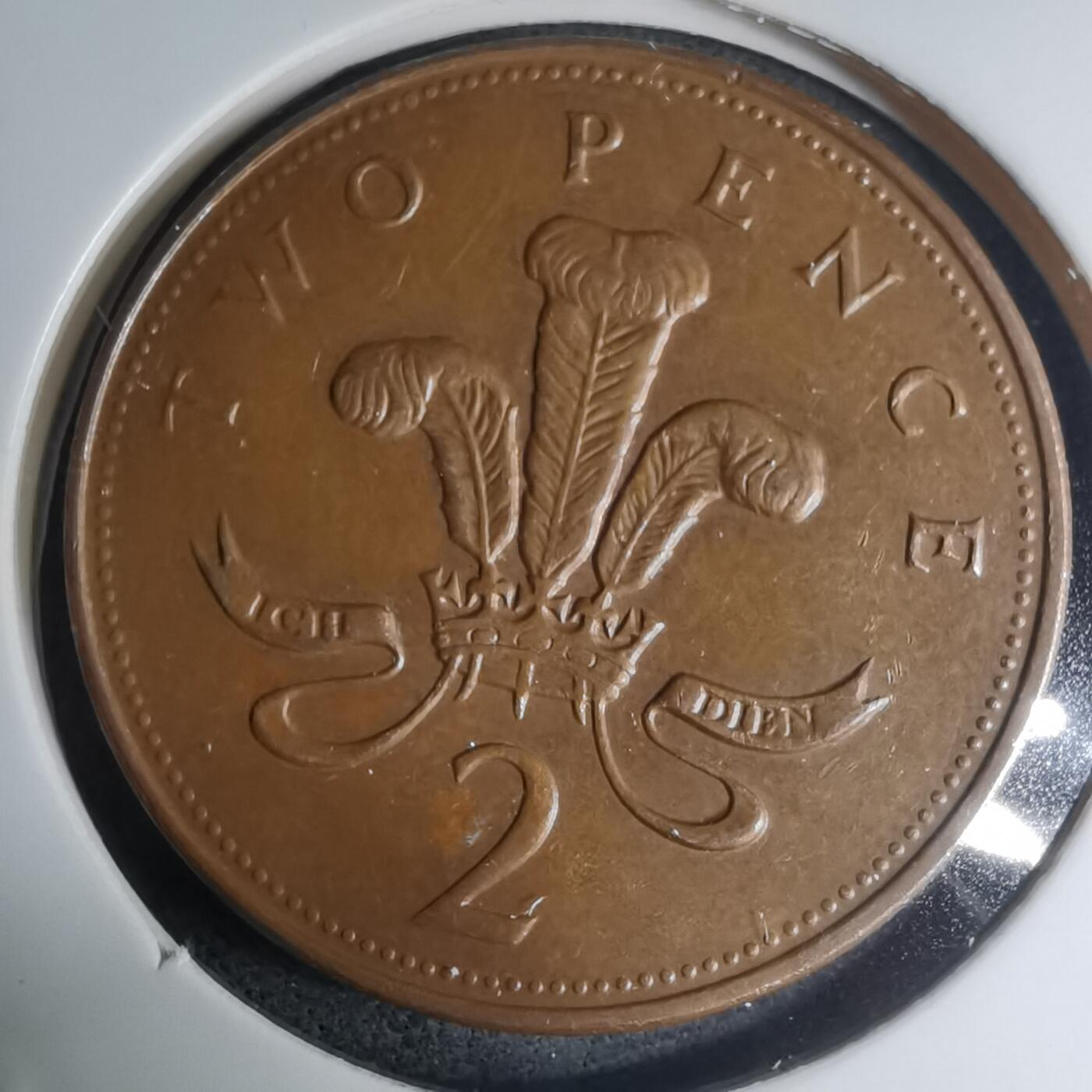 沼泽如烟--第945场 英国1990年2便士