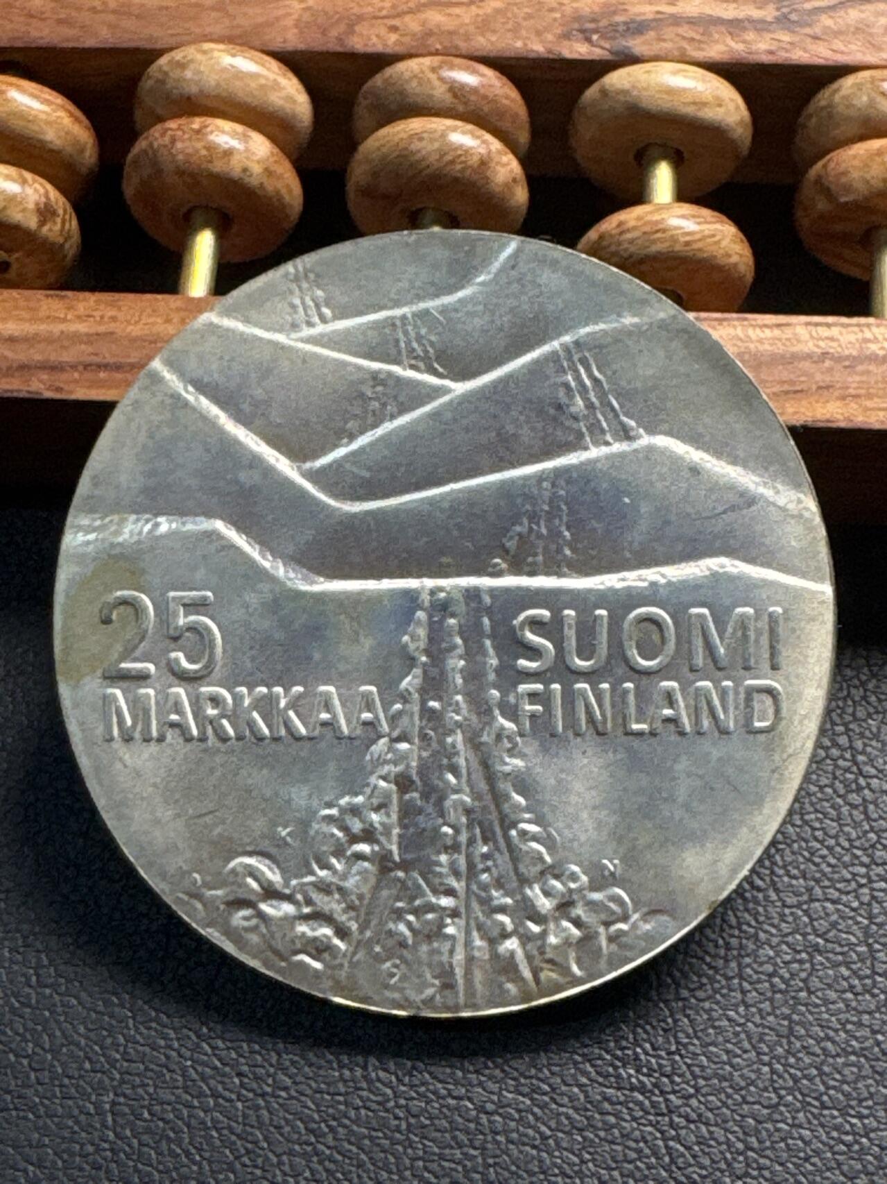 ❤️【币观天下】❤️ 第336期钱币拍卖- 2025.12.26周五晚上6点半场-长期征集拍品 稀少 芬兰早期原包装带证书1978年第十二届北欧滑雪锦标赛纪念银币26.3克