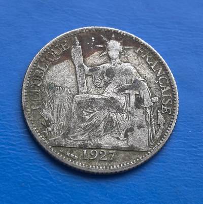 外国优质老铜币高银银币，周六九点倒数截拍，满百包邮，持续收拍 - 法属印度支那1927年 20 分银币，见证法国殖民越南、老挝、柬埔寨时期。正面 “坐洋”（自由女神坐像，持束棒、倚锚舵，旁稻穗呼应当地农耕 ），背面花环环饰 “20 CENT”，铭文烙刻殖民身份。百年包浆凝岁月痕迹，承载法殖亚洲史，是解码印支货币、殖民文化的实物标本。银质基底 + 独特设计 + 稀缺殖民题材，为殖民币、亚洲币藏家触摸百年殖民风云的珍贵载体 。