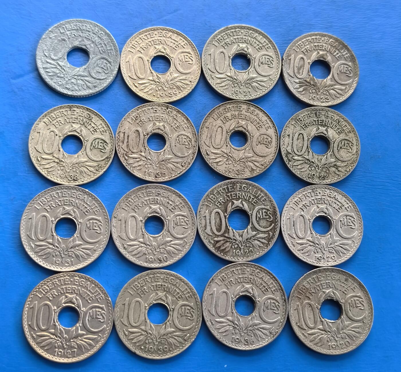 外国优质老铜币高银银币，周六九点倒数截拍，满百包邮，持续收拍 法国20年代-30年代10分16枚