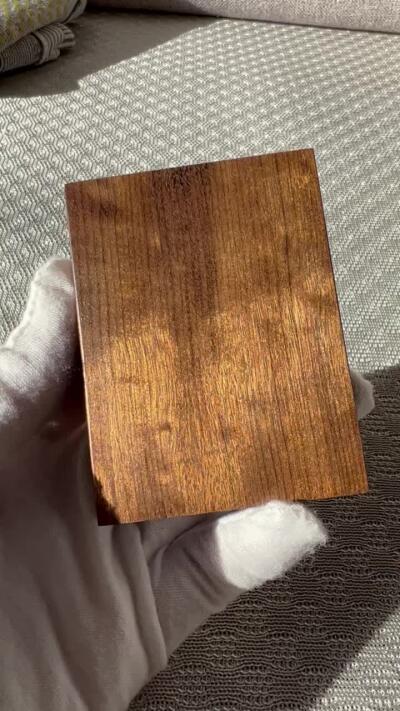 零元拍：B01金丝楠牌子，香喷喷的小金砖，金光闪闪，79/59/20MM