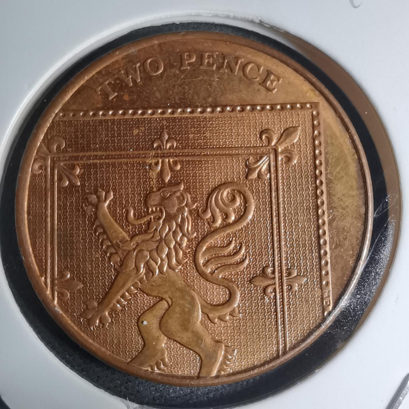 沼泽如烟--第945场 英国2009年2便士