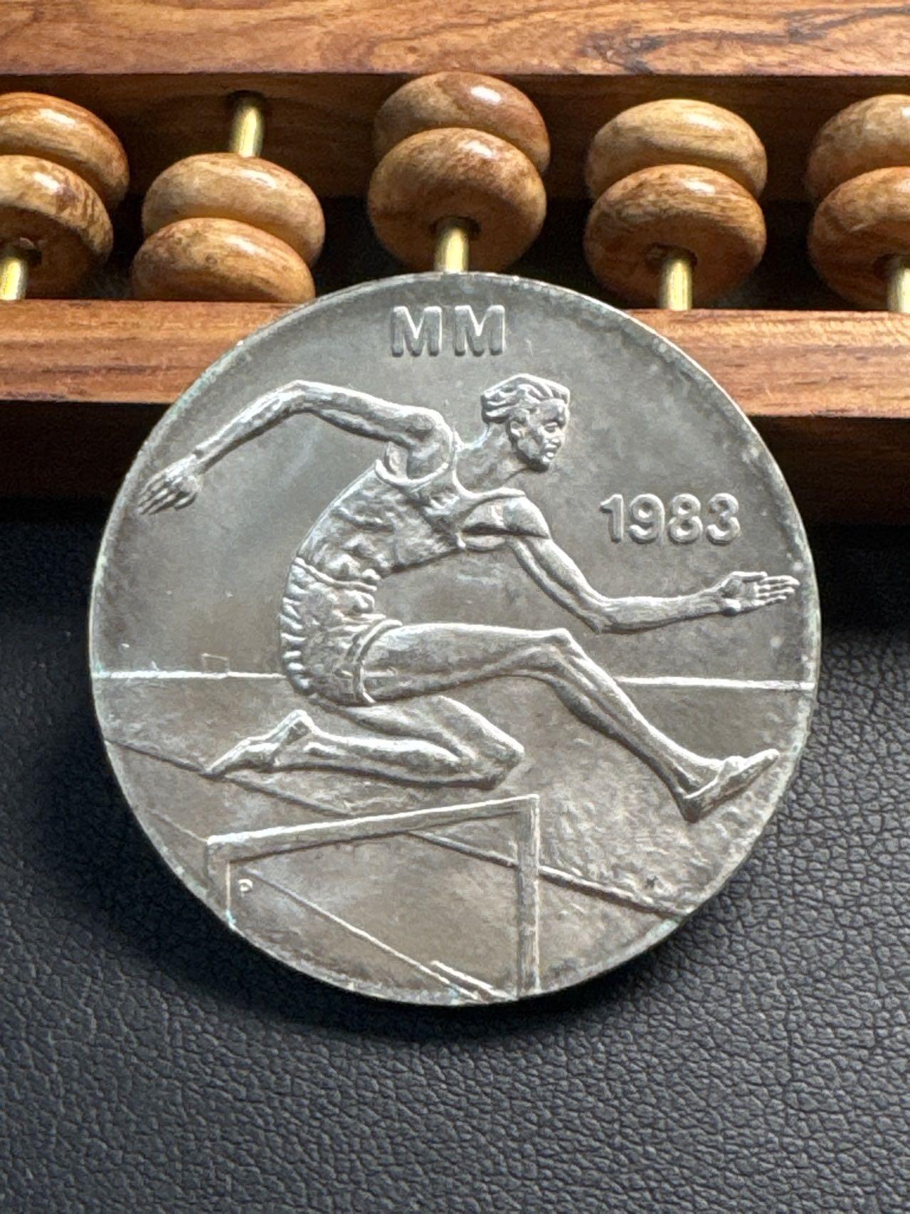 ❤️【币观天下】❤️ 第336期钱币拍卖- 2025.12.26周五晚上6点半场-长期征集拍品 稀少 芬兰早期原包装带证书1983年世界田径锦标赛纪念银币21.8克