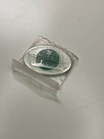 新时代收藏徽章红藏拍卖(第二十九场)  徽章纸品证书杂项 - 二级技术能手证章 带原袋