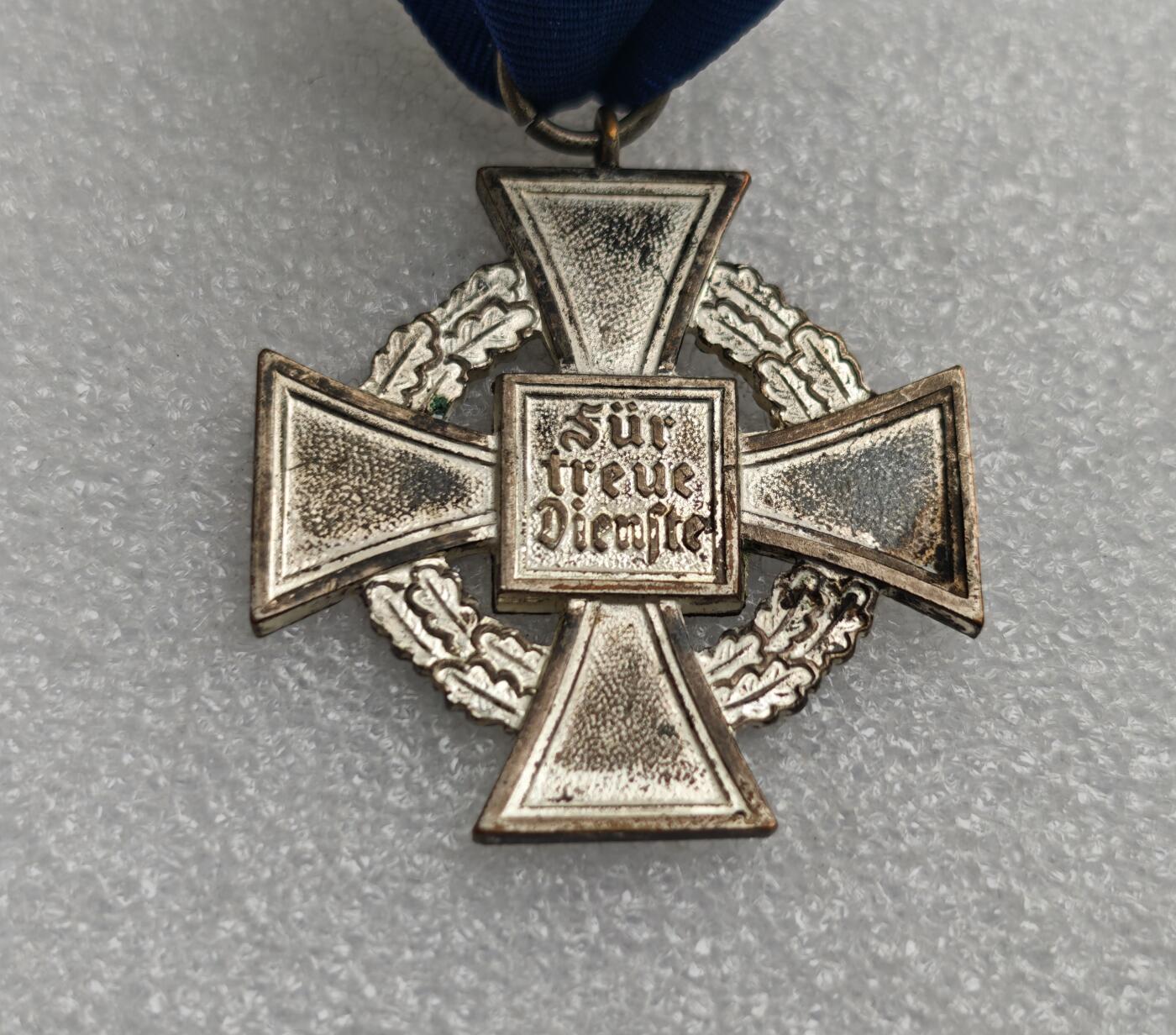 瓶子🏺第222期拍卖会  德三公务员服务25周年奖章 战后磨去万字标