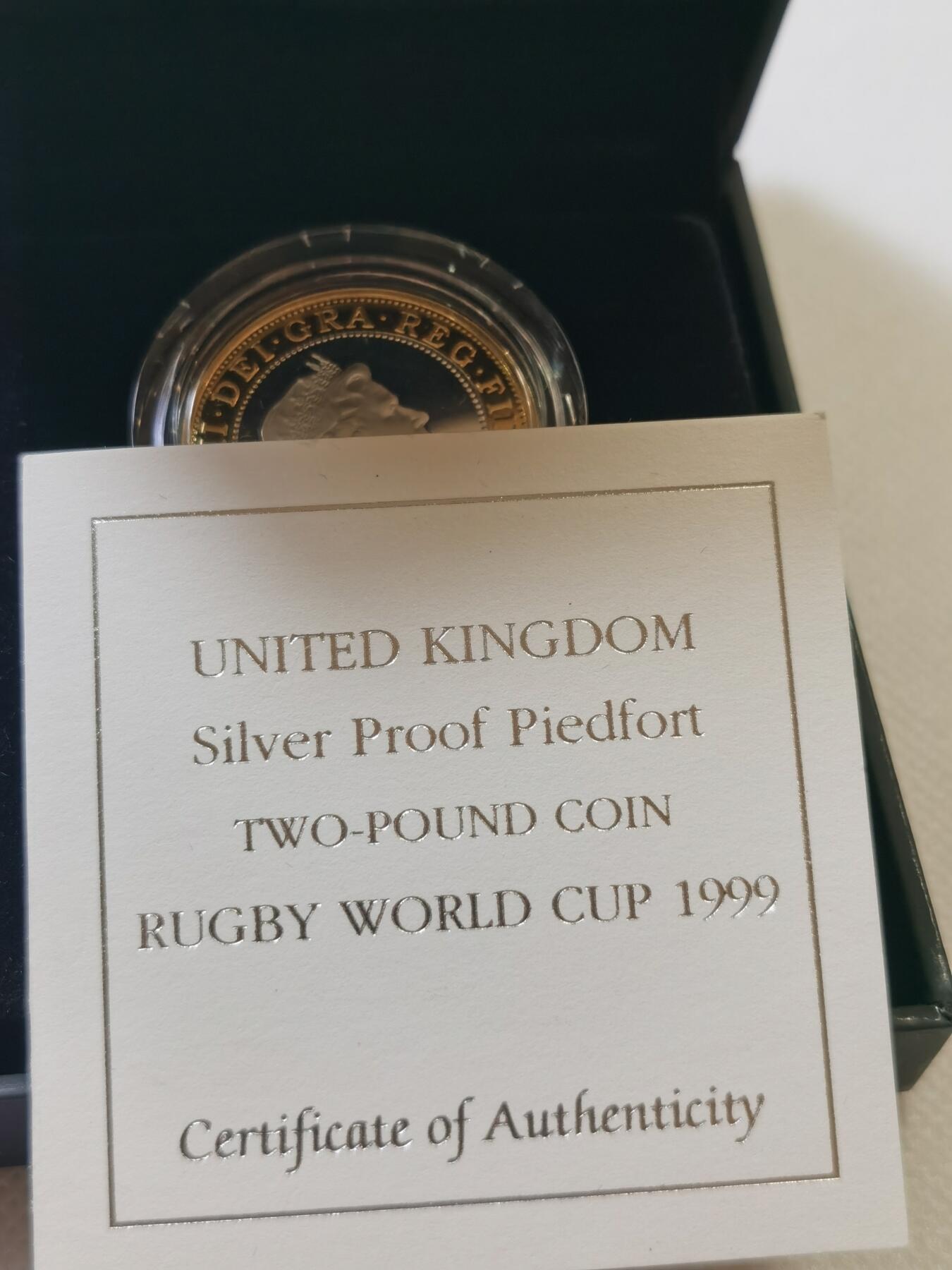 甄臻铺-世界币章拍卖（第45期）精品场拍品征集中，送拍享返佣金等优惠多多