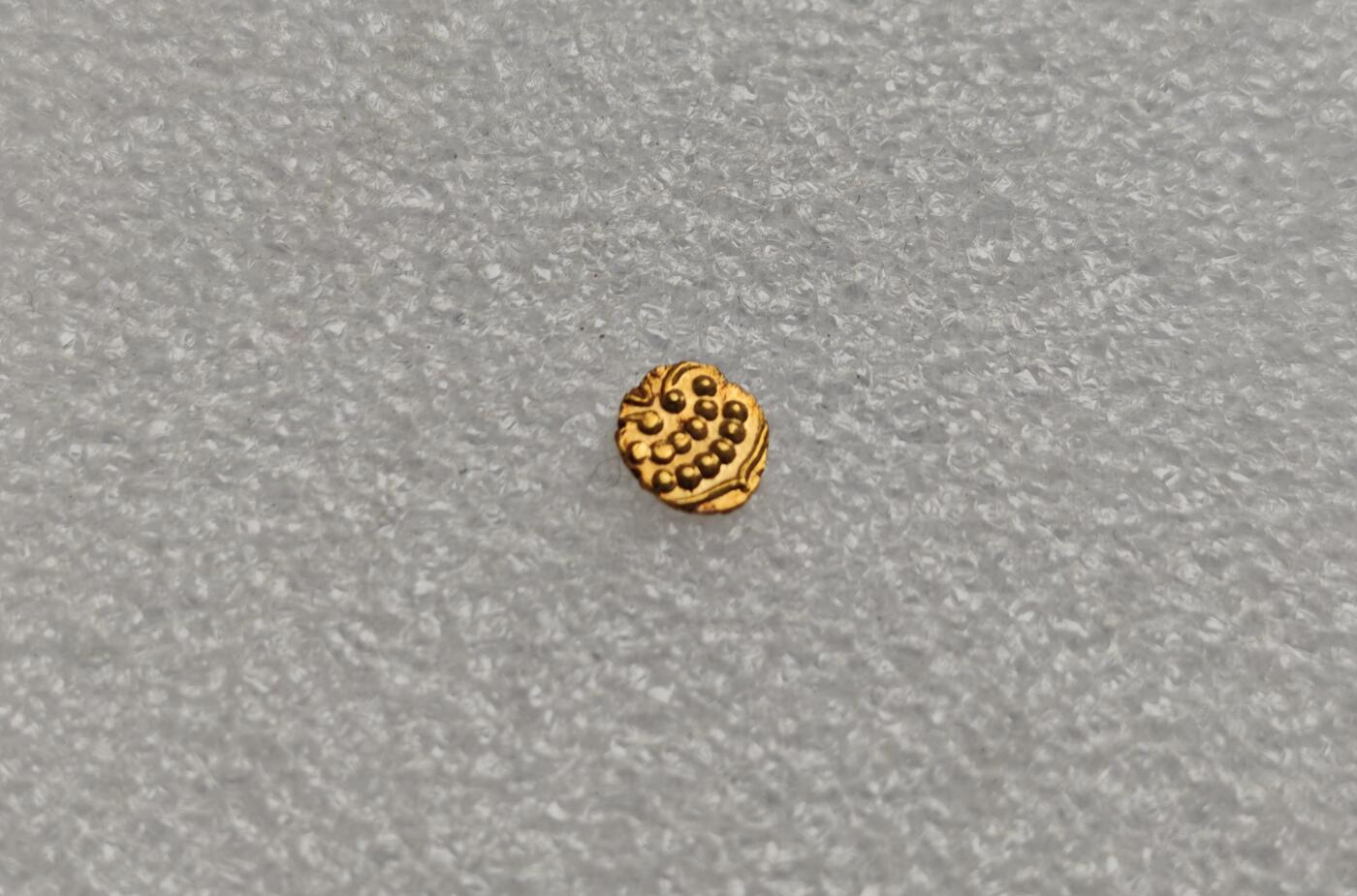 瓶子🏺第222期拍卖会  印度三叉戟法兰小金币 8毫米 0.38克