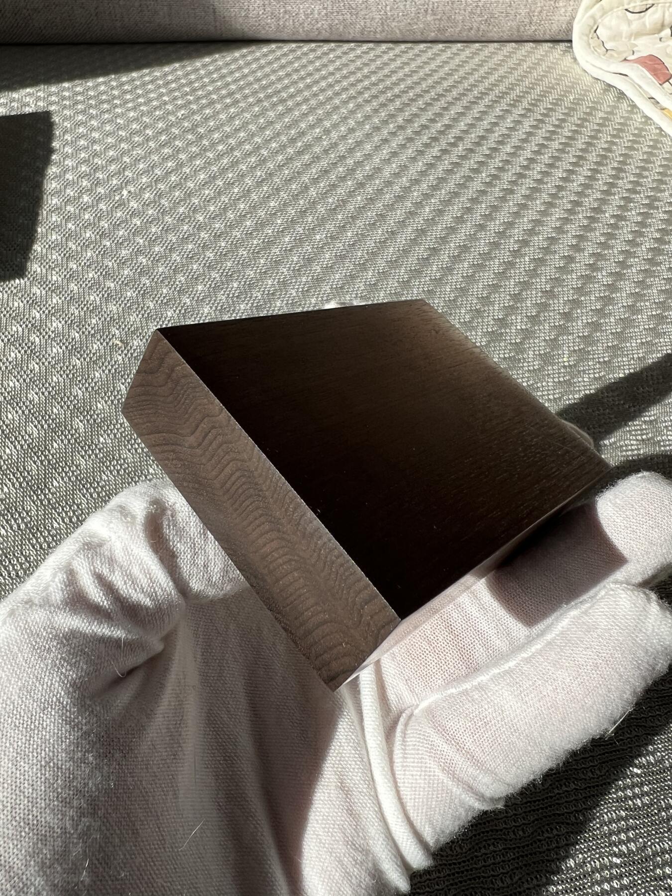 零元拍：B04金丝楠牌子，香喷喷的小金砖，金光闪闪，80/57/20MM