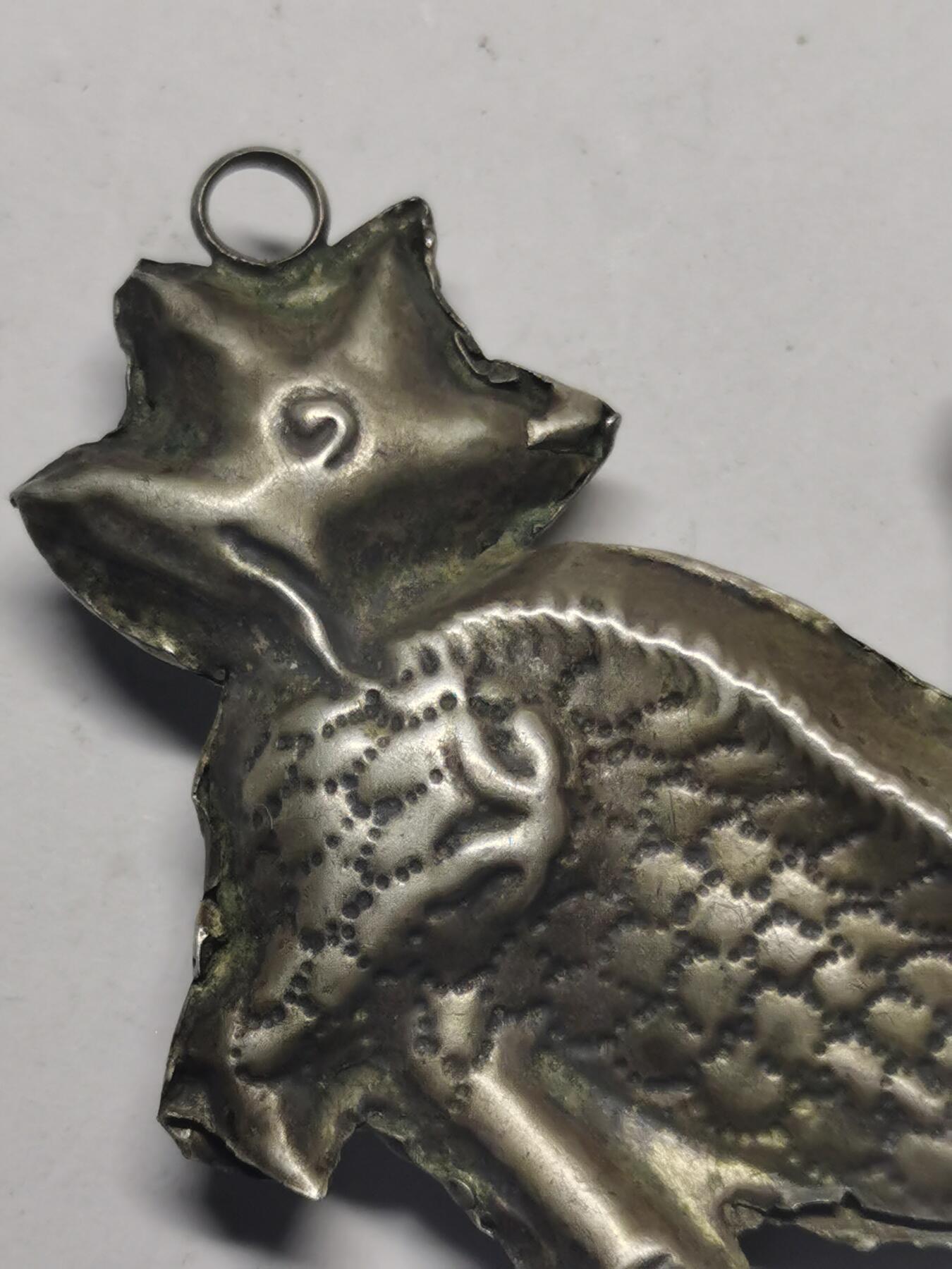 杂件专场90期 清代老银麒麟，双面工