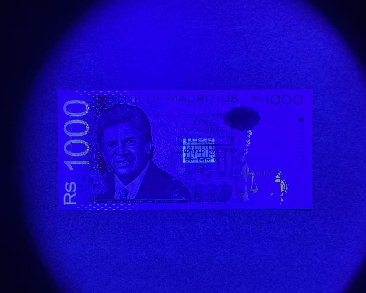 【Blue Auction】世界纸币精拍第768期——18级TOP拍卖/信誉/品质/专业/高效💫 【555豹子号无47】毛里求斯 1000卢比 全新UNC