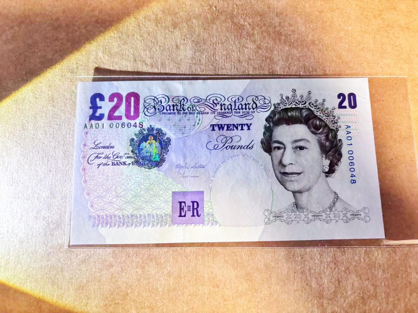 【Blue Auction】世界纸币精拍第768期——18级TOP拍卖/信誉/品质/专业/高效💫 【AA01 千位小号】英国 E序列再版 20镑 UNC-