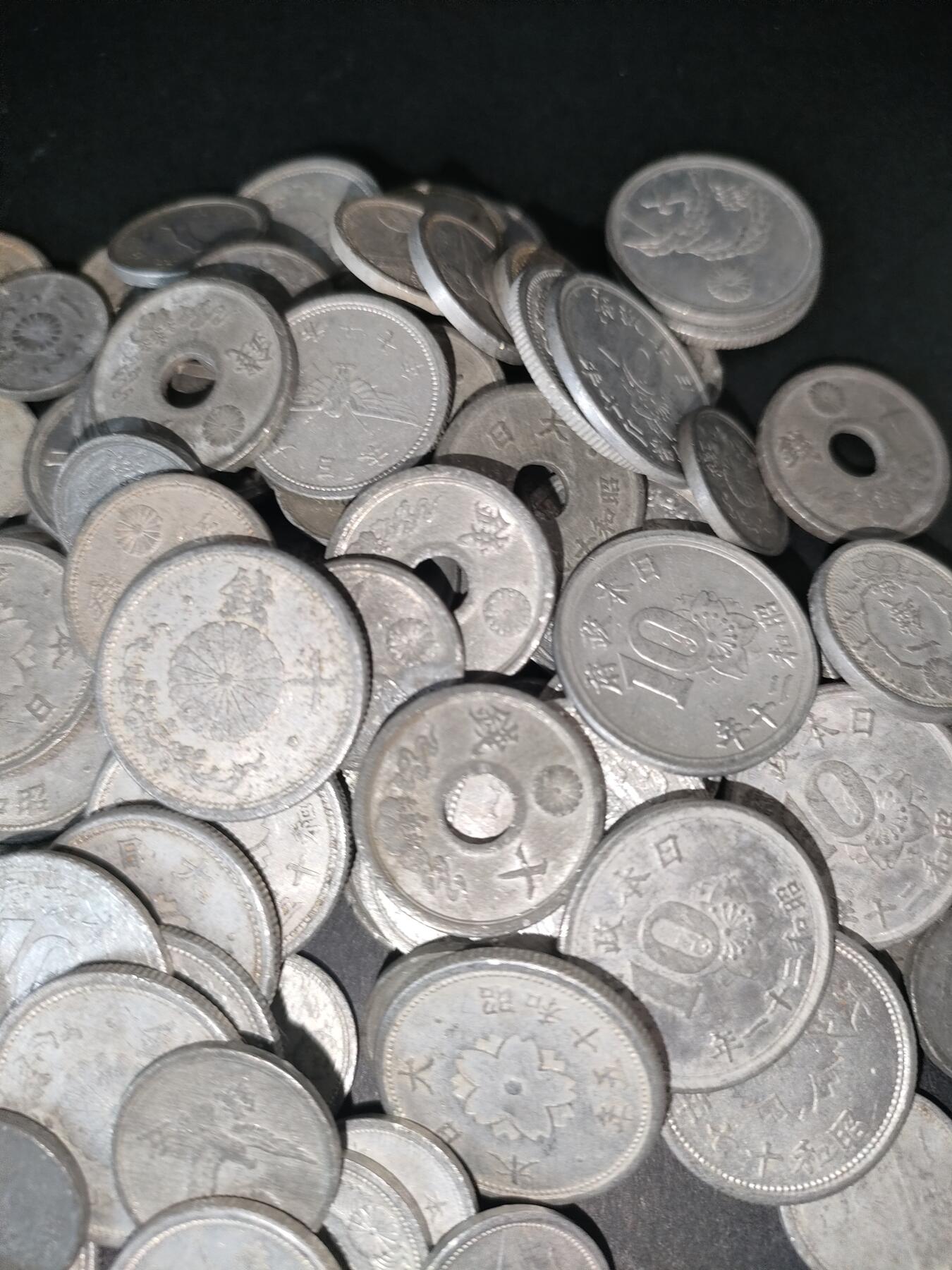 猩哥外币小铺➨【第213场】 钱币100个