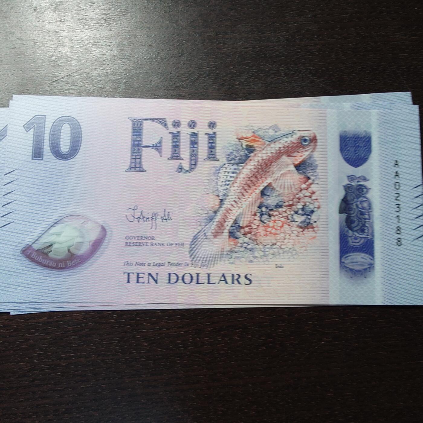 世界钱币～微拍第221期暨2025年第61期  最新货品（群里先挑剩）选购