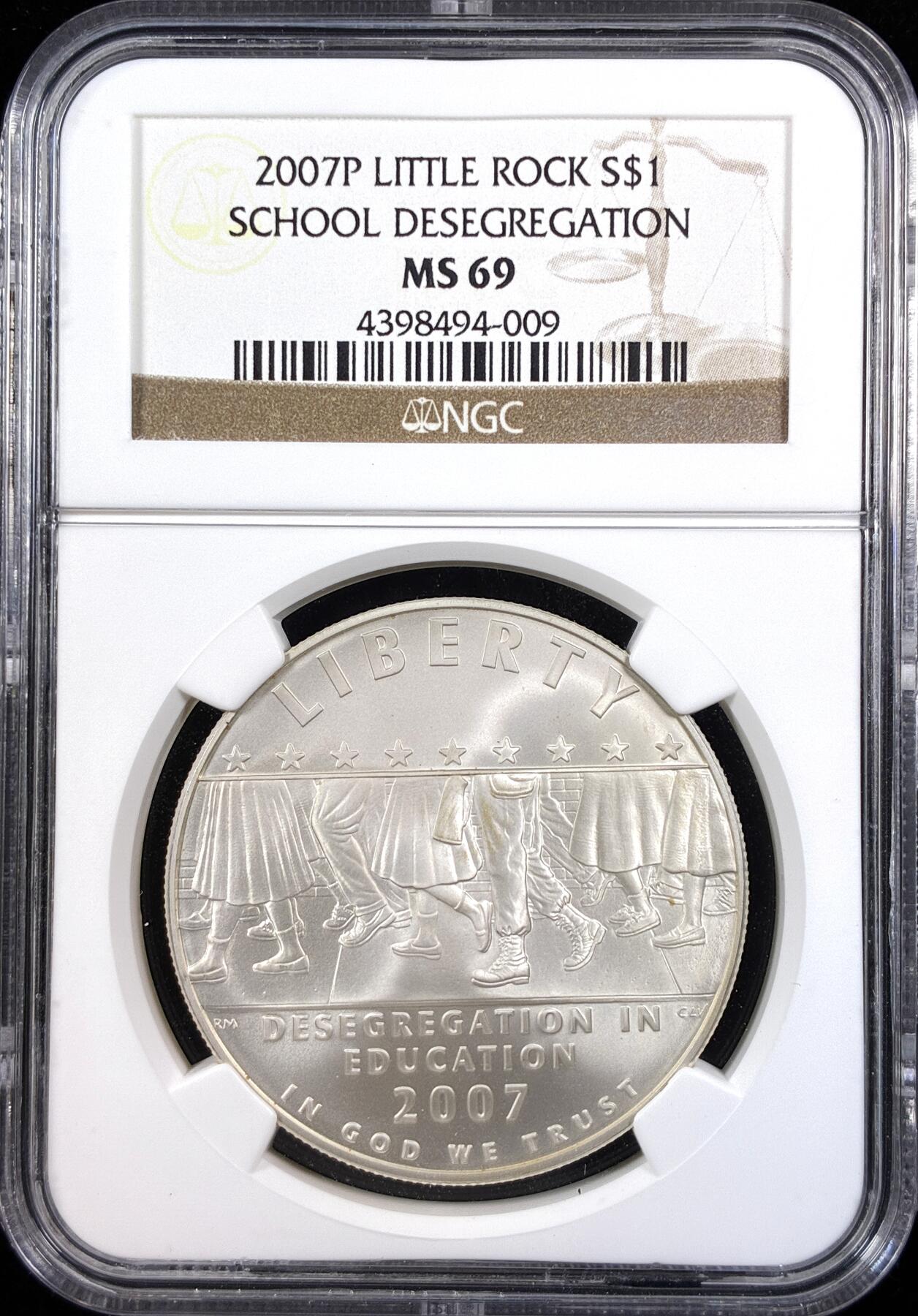 【雨安】【直播拍卖】【世界币章122期-评级币】2025-12-27 周六 19:30 保真 [评级现代] USA 美国 纪念币 1美元 2007年 小石城学校种族融合  NGC-MS69