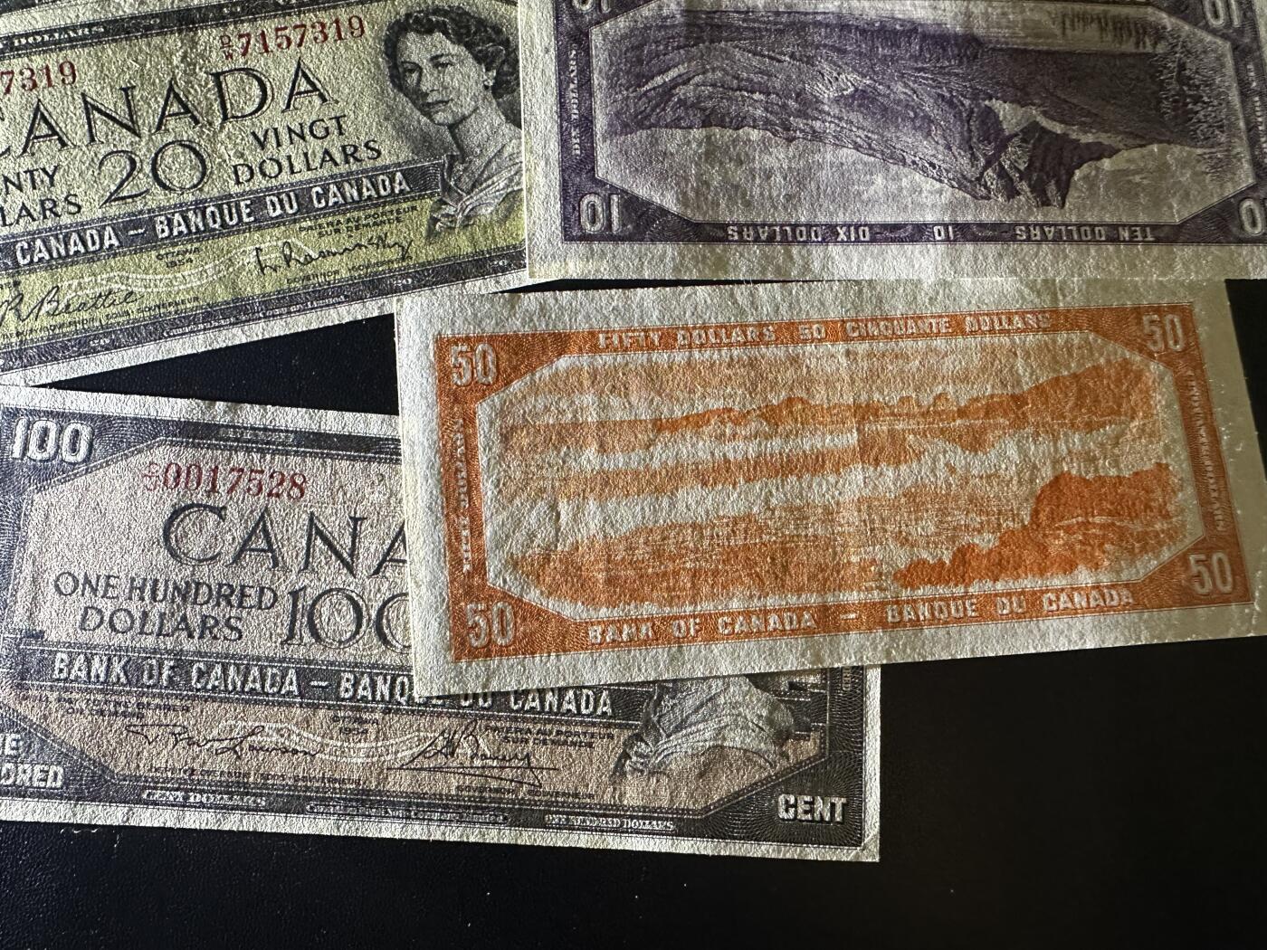 《外钞收藏家》第五百九十七期（年底收官场）（本平台长期征集拍品、欢迎藏友们联系合作） 加拿大风景版1-100加元 8张一起 非全新 品相如图