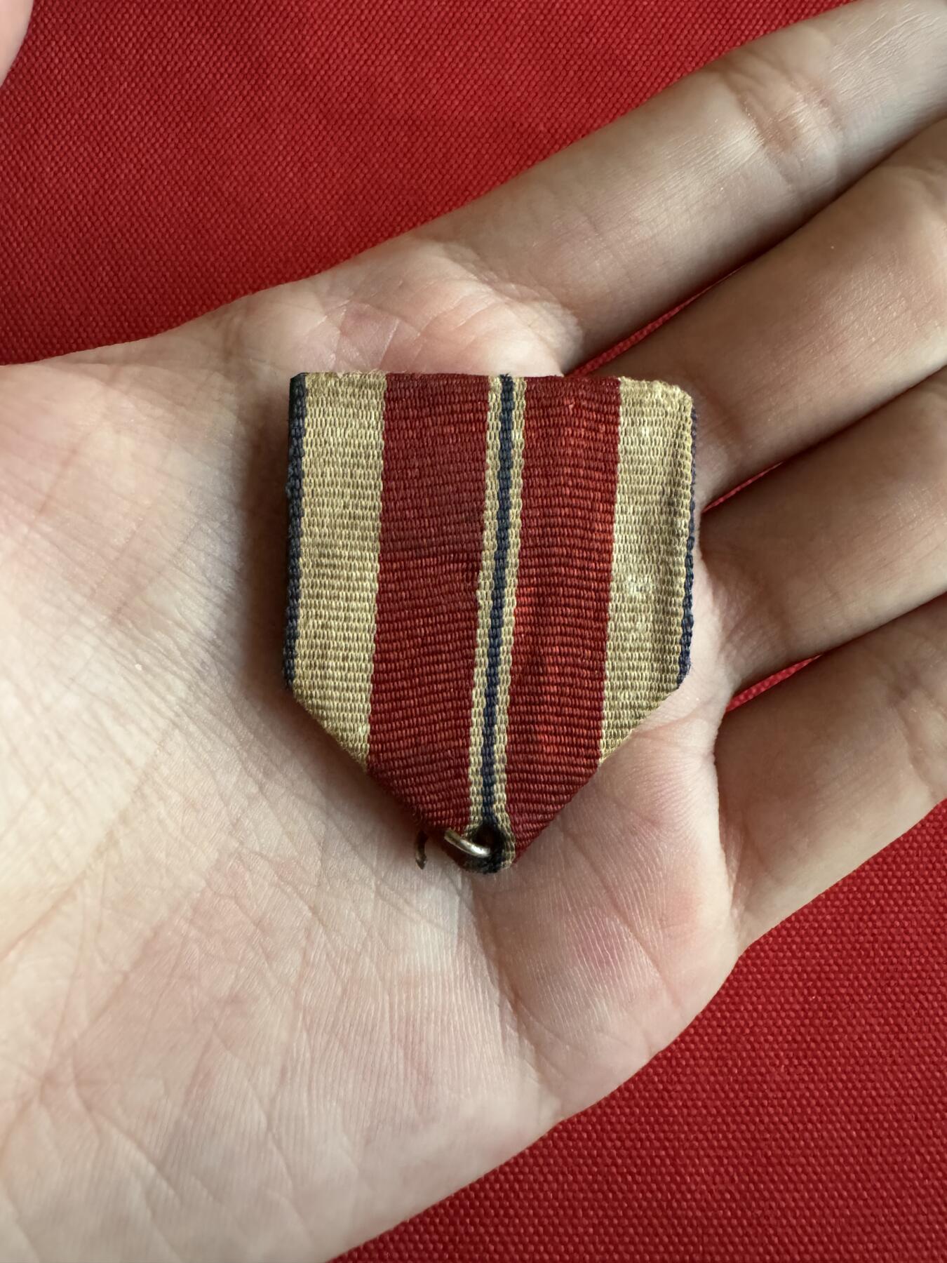 五哥徽章群   27号周六晚上八点4群联拍