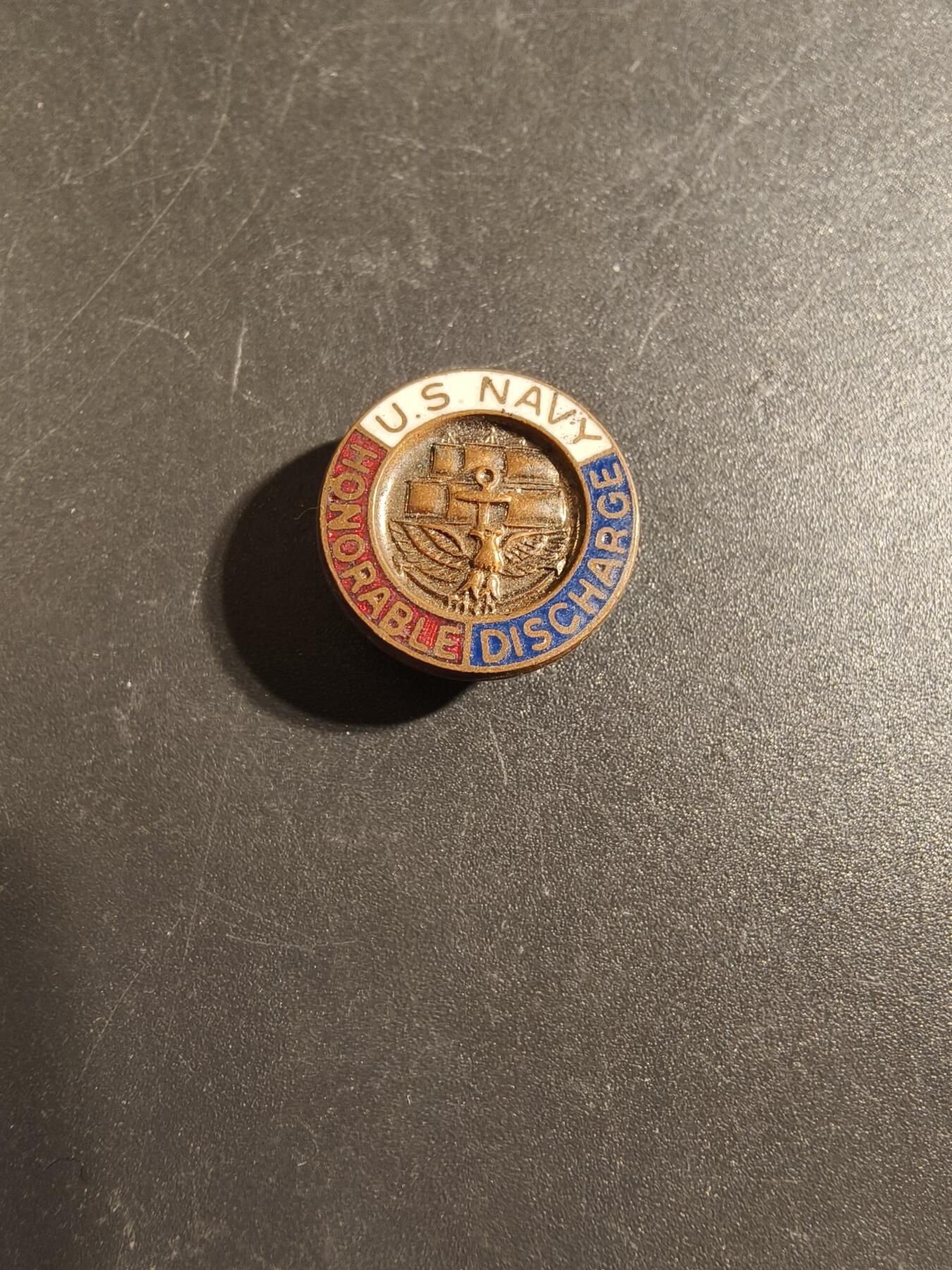 老王徽章第172期 美国海军荣誉退休证章