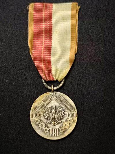 罗岚⭐爱藏⭐甄选专拍第三场-分享拍场赚佣（实体店在建中···） - 波兰人民共和国成立40周年奖章