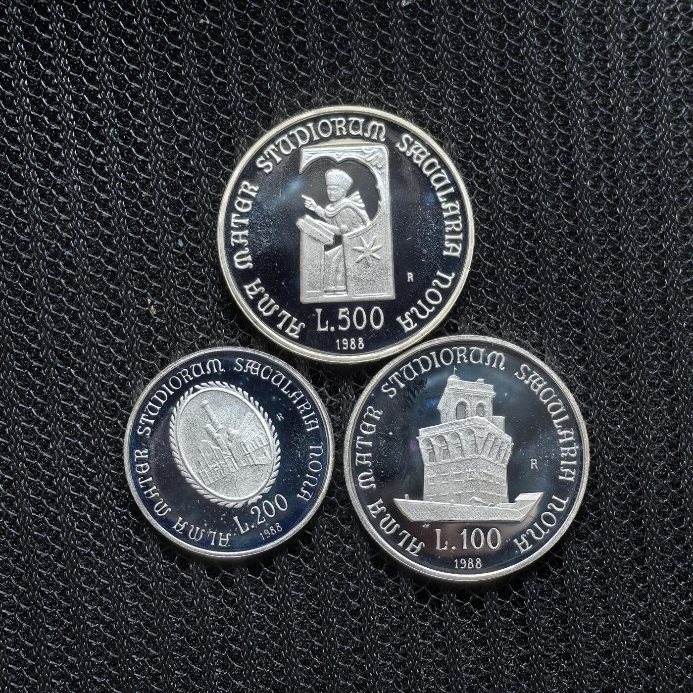 道一币馆币章第一百六十二场 原盒证 意大利1988年博洛尼亚大学900周年精制纪念银币三枚套  13000