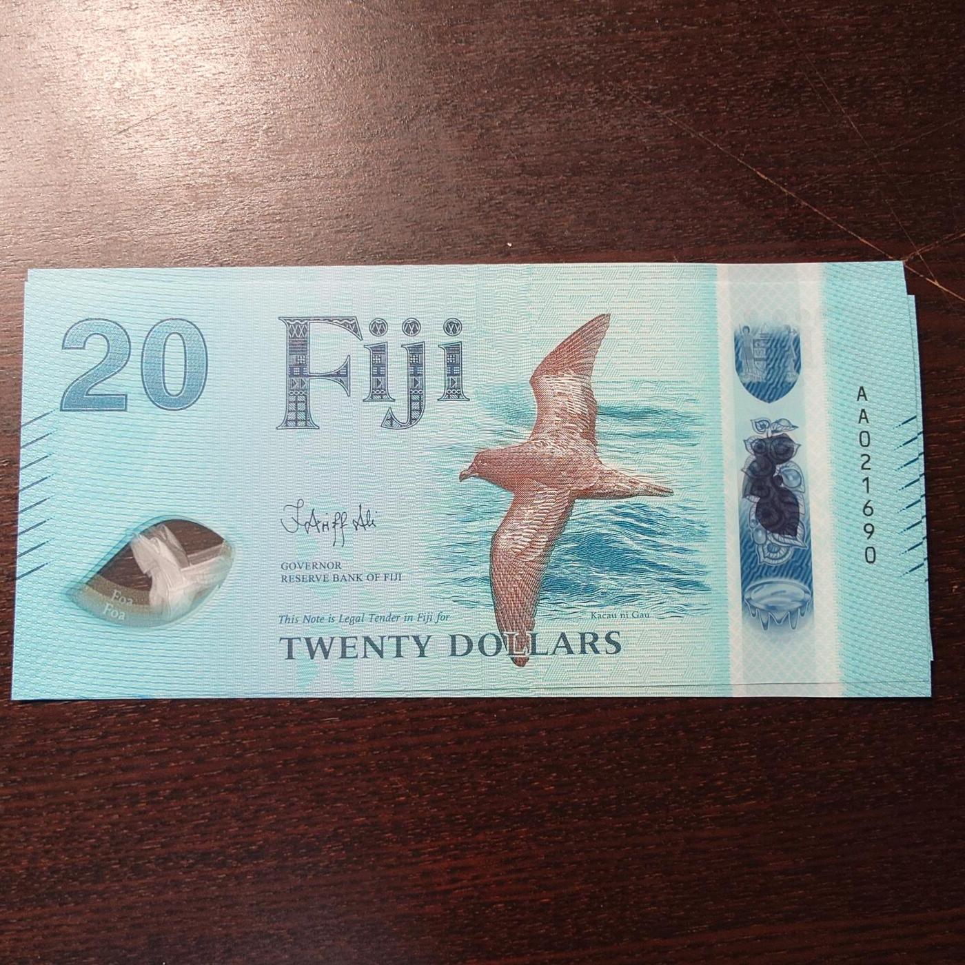 世界钱币～微拍第221期暨2025年第61期  最新货品（群里先挑剩）选购