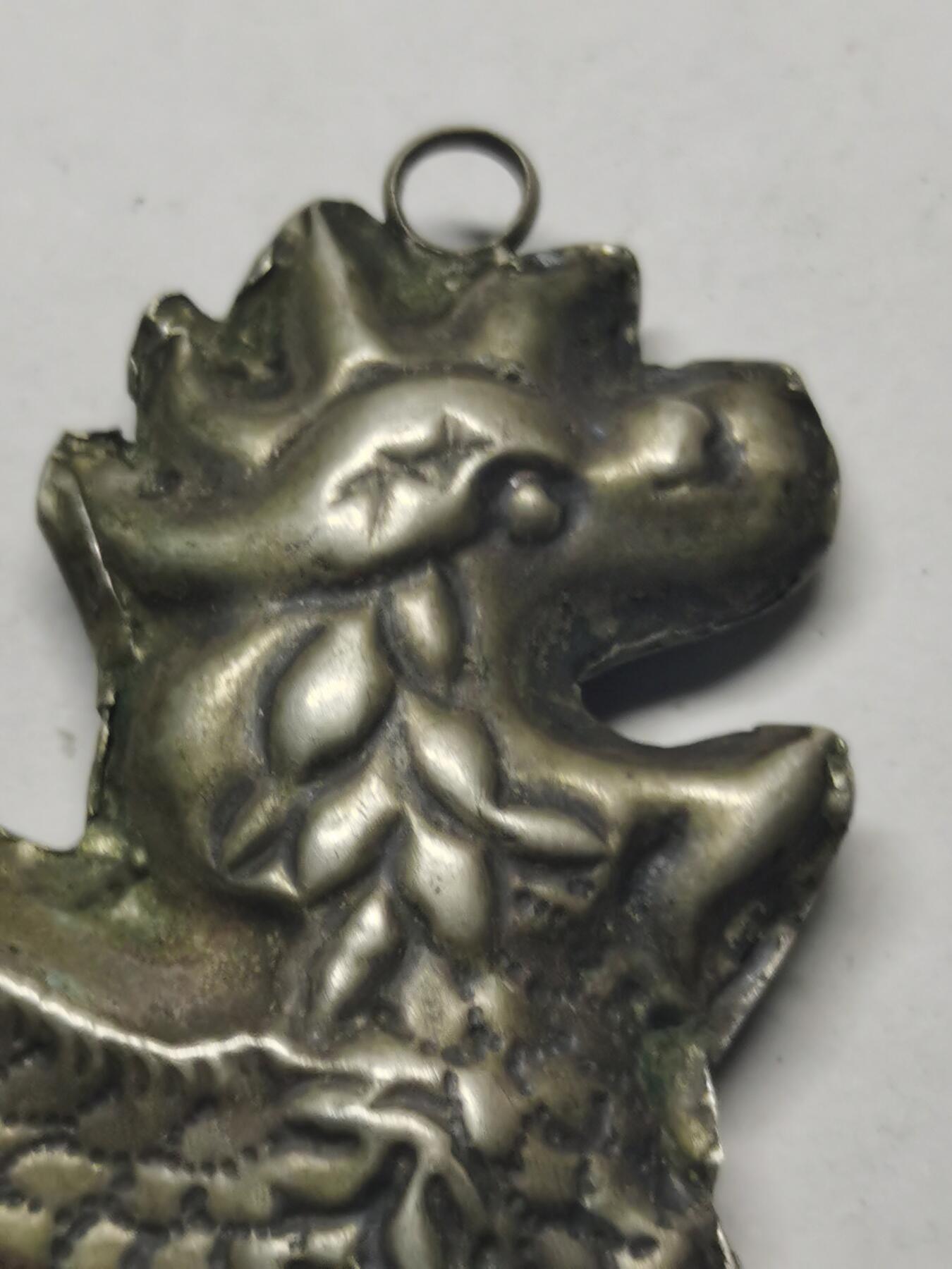 杂件专场90期 清代老银麒麟，双面工