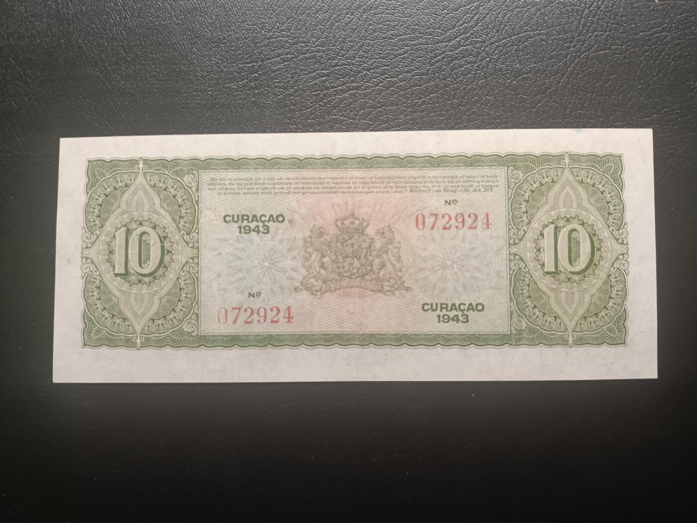 2025十二月第五期，总210期 荷属库拉索1942年10盾流通好品XF，稀有荷属殖民地中高面值品种，库拉索港俯瞰图和女性形象