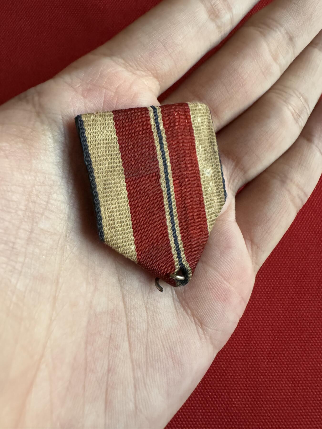 五哥徽章群   27号周六晚上八点4群联拍