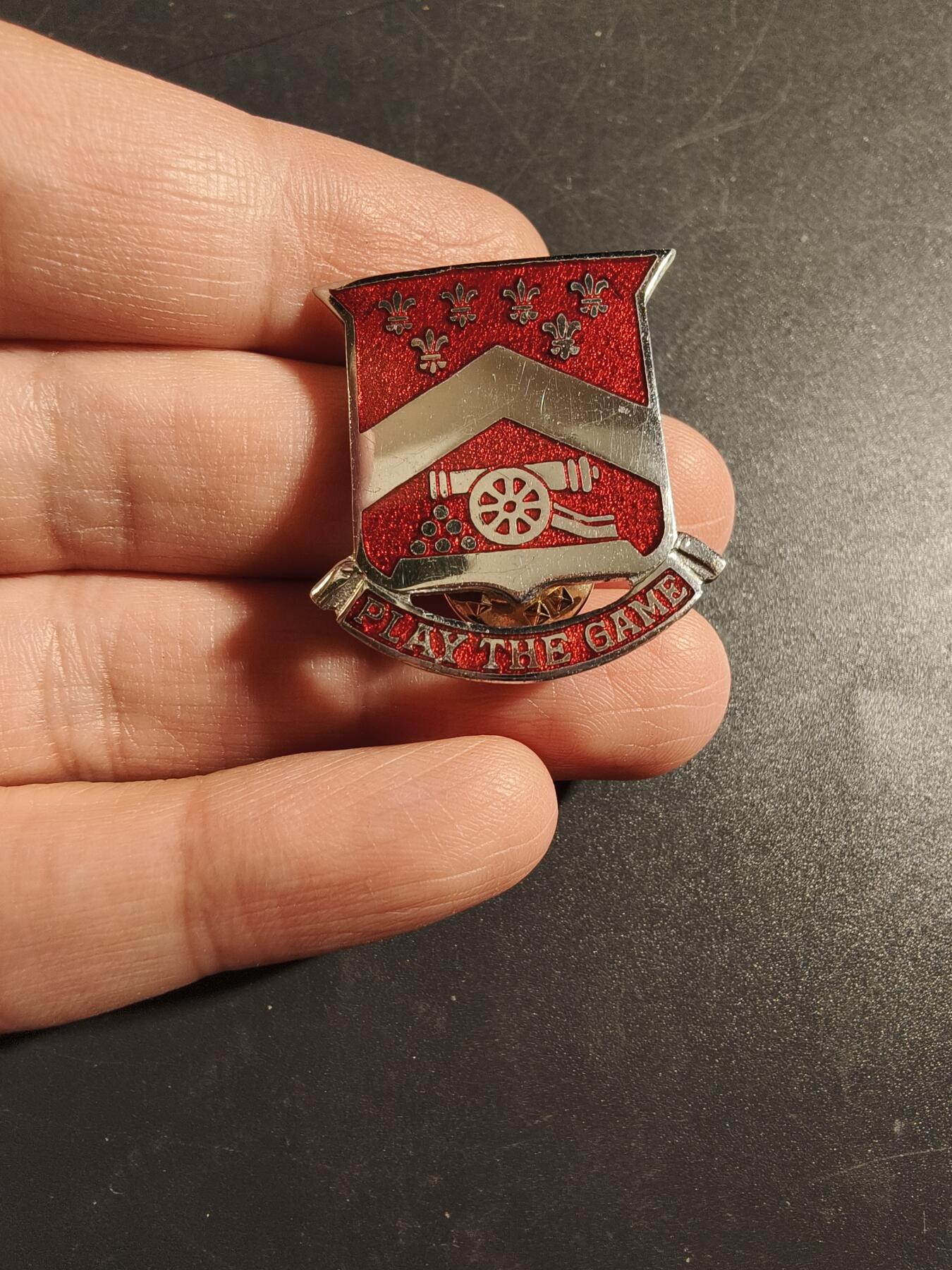 老王徽章第172期 美国第103野战炮兵团证章